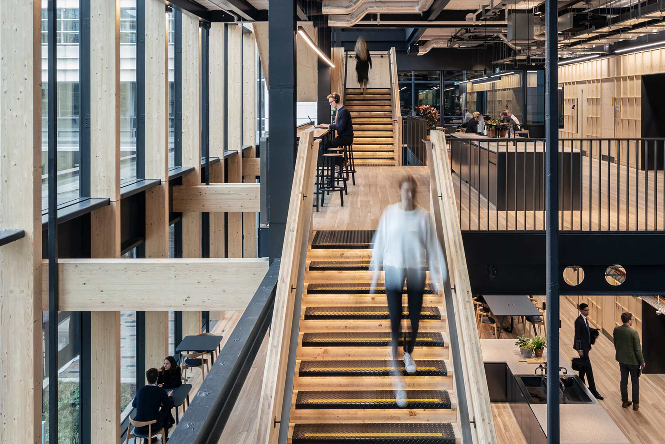 Inside the Intriguing World of Office Snapshots - Lisa Magazine